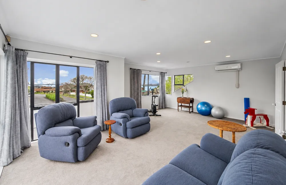 Photos of 49 Cockle Bay Road