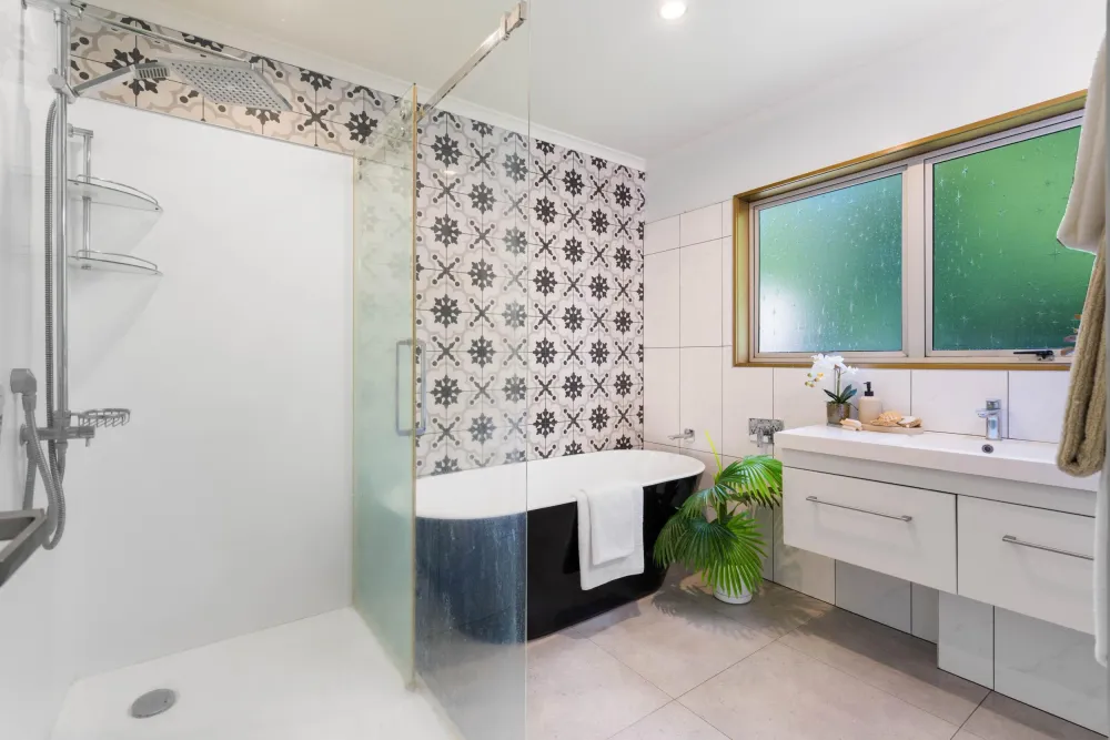Photos of 17 Kotare Crescent
