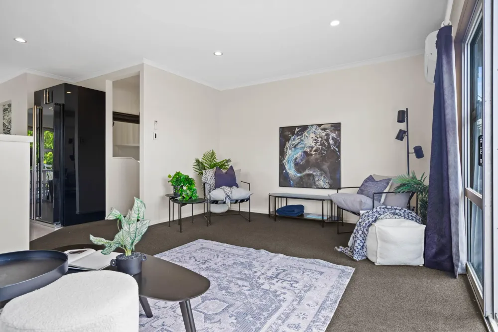 Photos of 17 Kotare Crescent