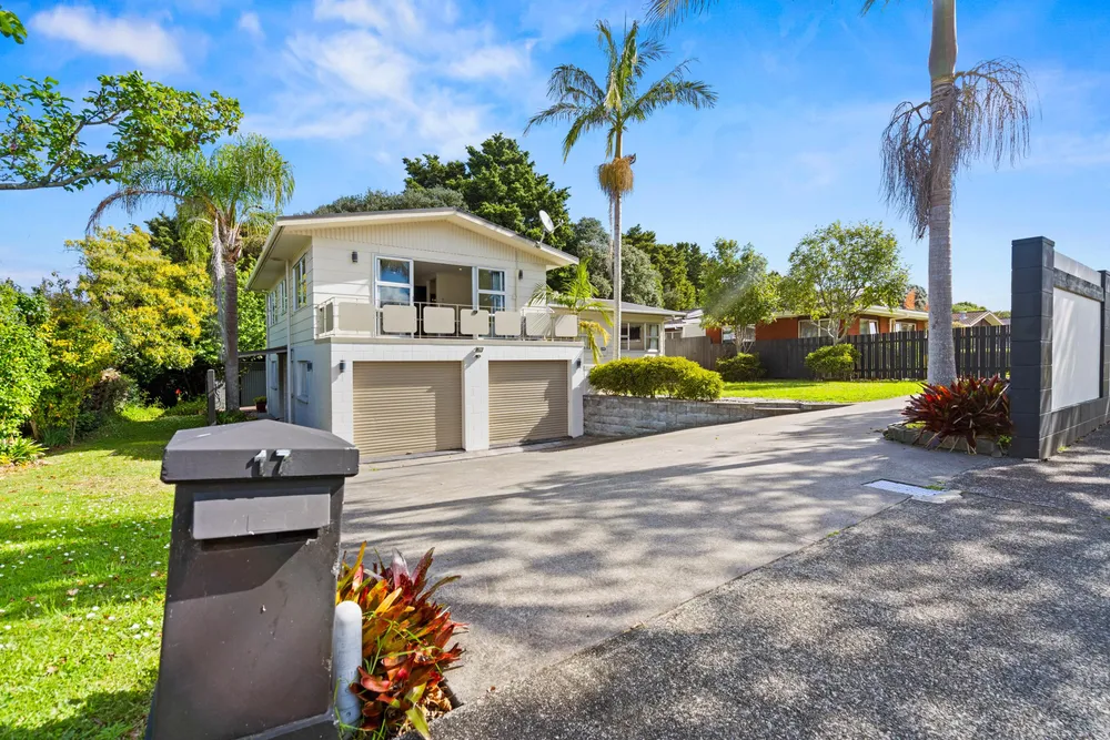 Photos of 17 Kotare Crescent