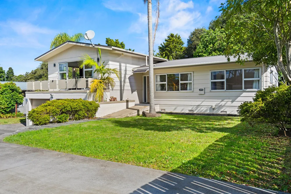 Photos of 17 Kotare Crescent
