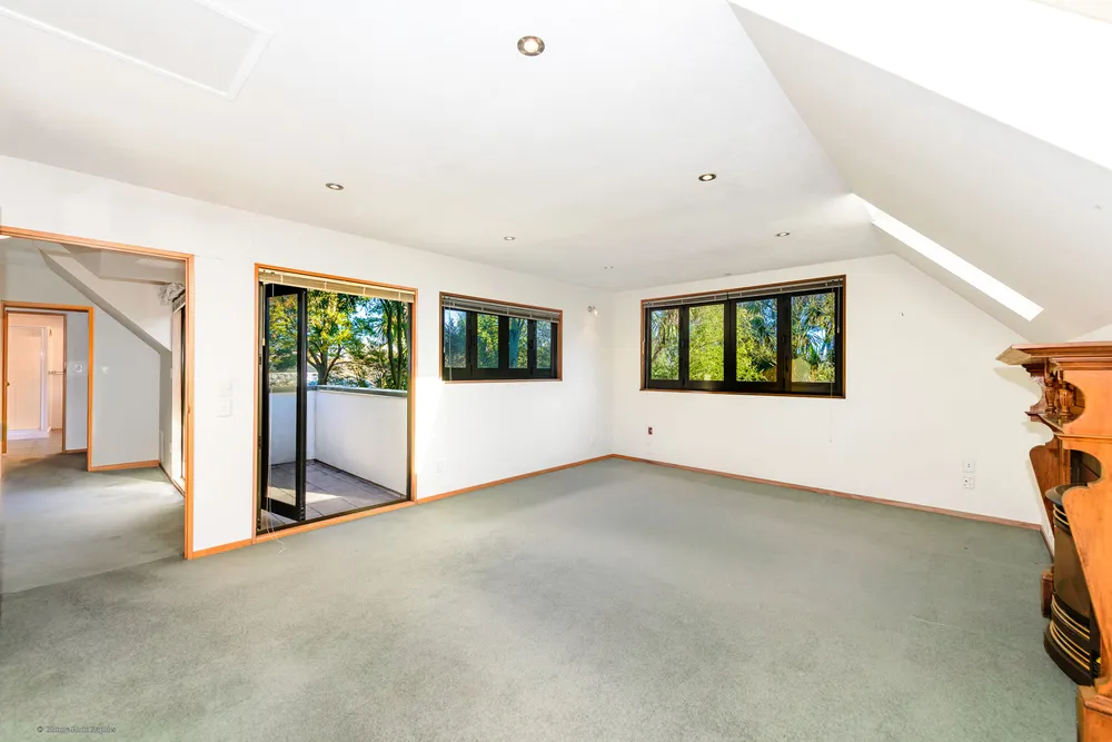 Photos of 74A Patten Street
