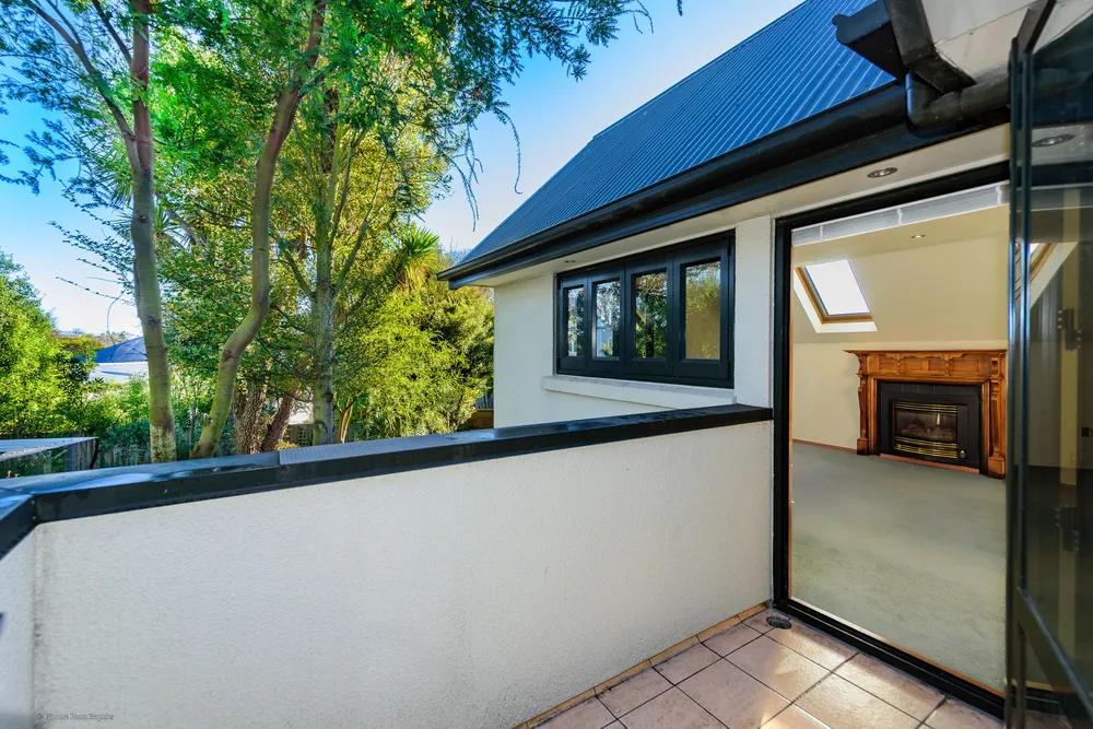 Photos of 74A Patten Street