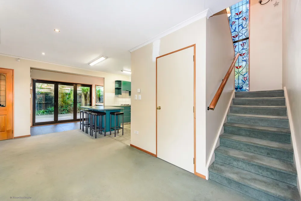 Photos of 74A Patten Street
