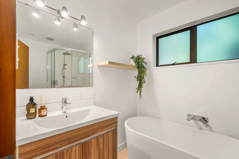 Photos of 24 Sedgwick Way