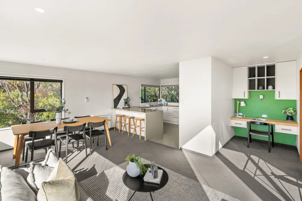 Photos of 24 Sedgwick Way