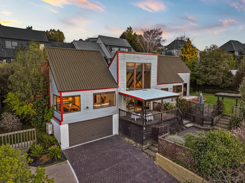 Photos of 24 Sedgwick Way