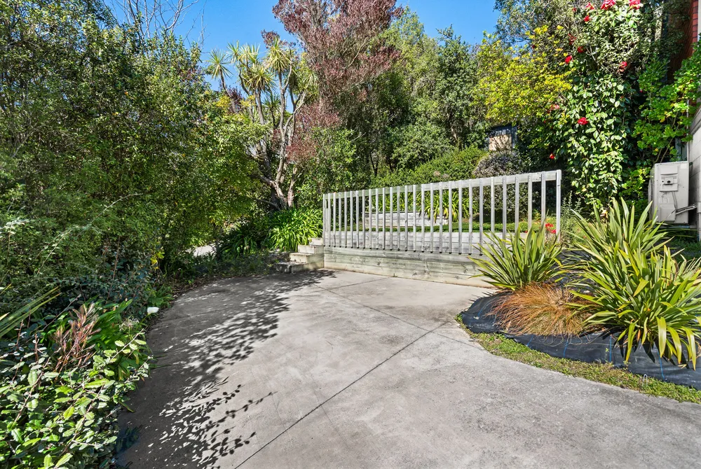 Photos of 24 Sedgwick Way