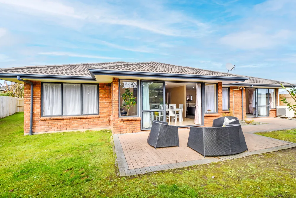 Photos of 84 Redcastle Drive