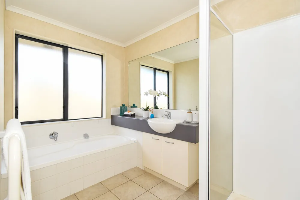 Photos of 84 Redcastle Drive