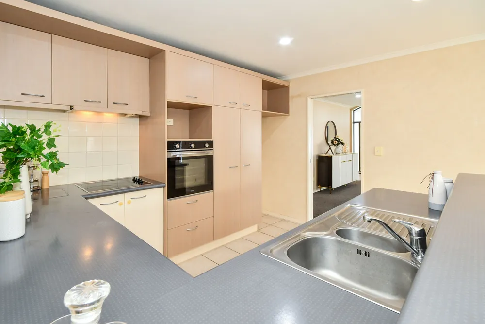 Photos of 84 Redcastle Drive