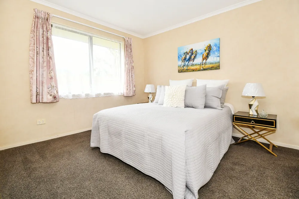 Photos of 84 Redcastle Drive