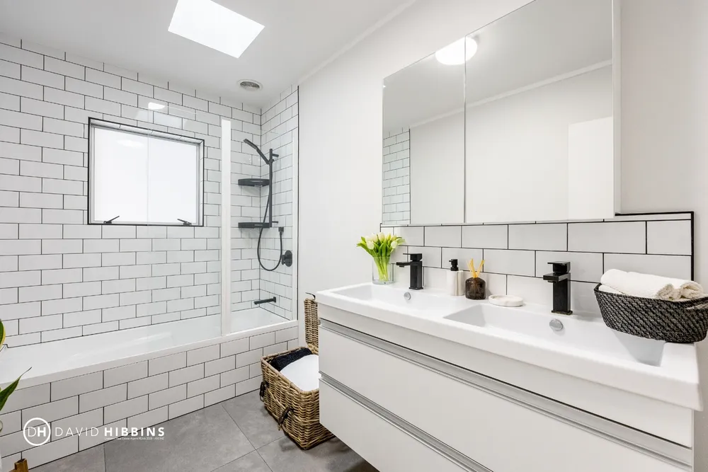 Photos of 1/51A Lynden Avenue