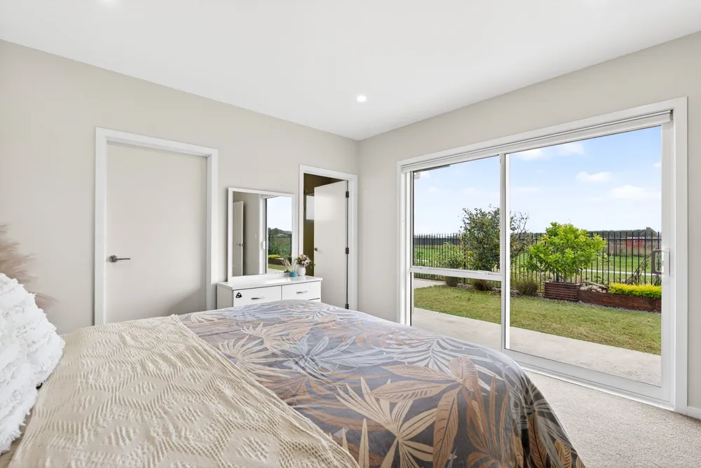 Photos of 27 Arrow Place