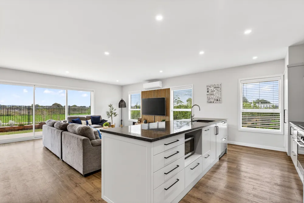 Photos of 27 Arrow Place