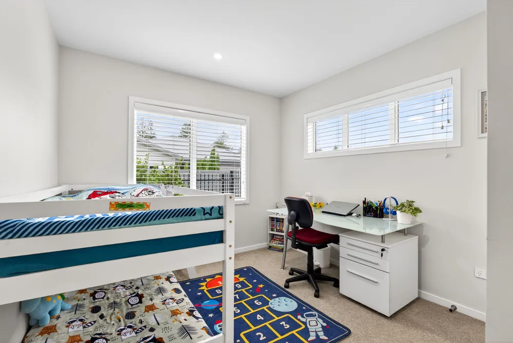 Photos of 27 Arrow Place