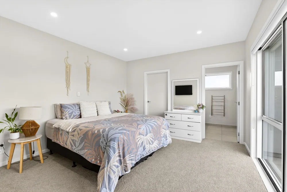 Photos of 27 Arrow Place