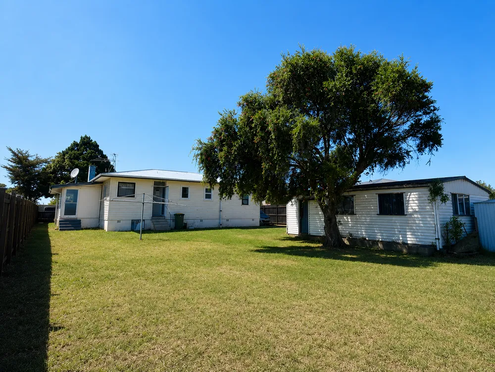 Photos of 16 Mail Avenue