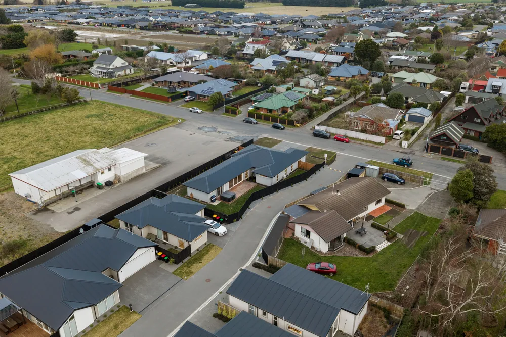 Photos of 2 Olearia Lane