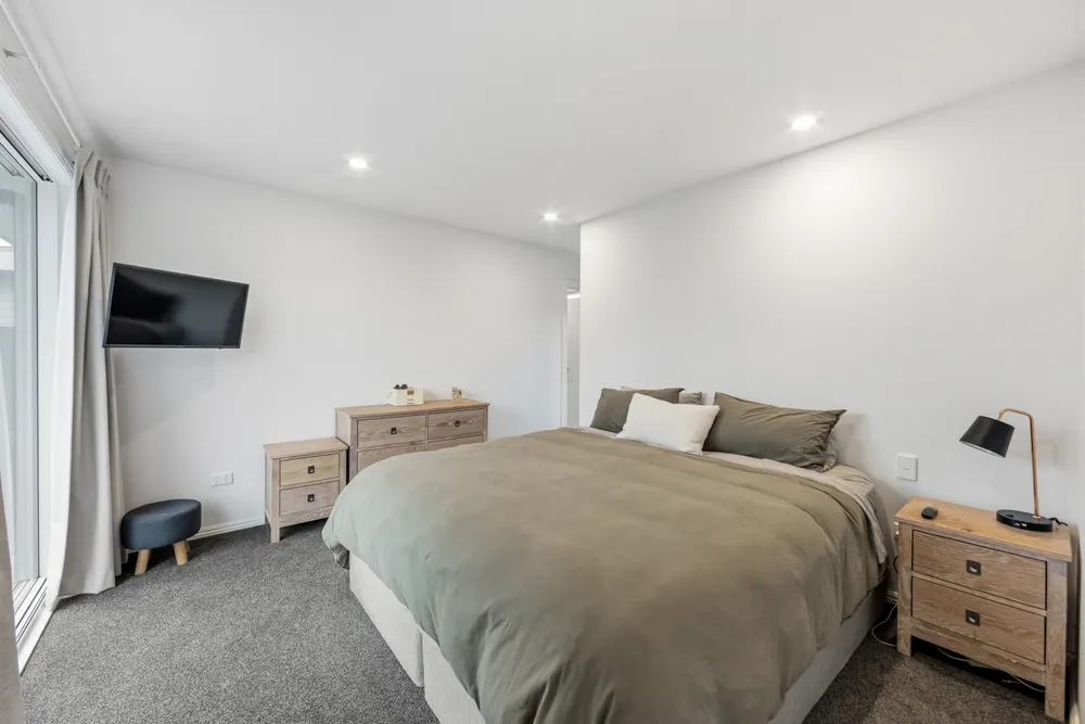 Photos of 2 Olearia Lane