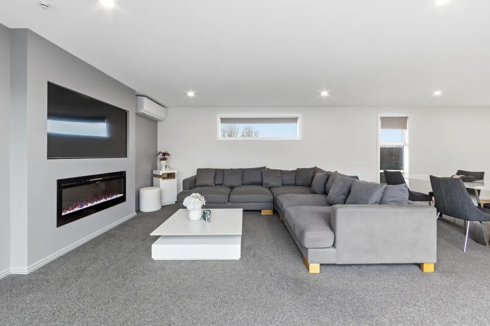 Photos of 2 Olearia Lane