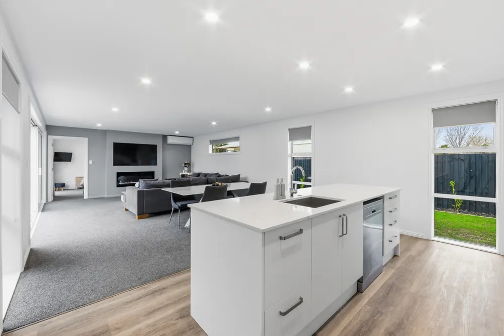 Photos of 2 Olearia Lane
