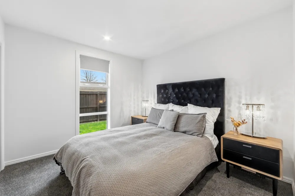 Photos of 2 Olearia Lane