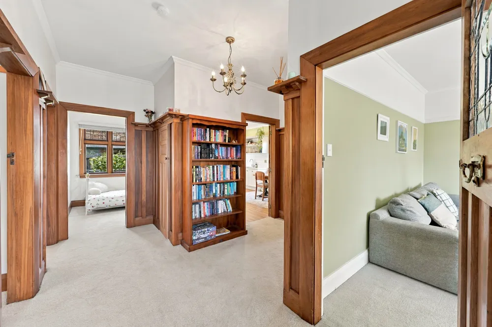 Photos of 6 Cardiff Avenue