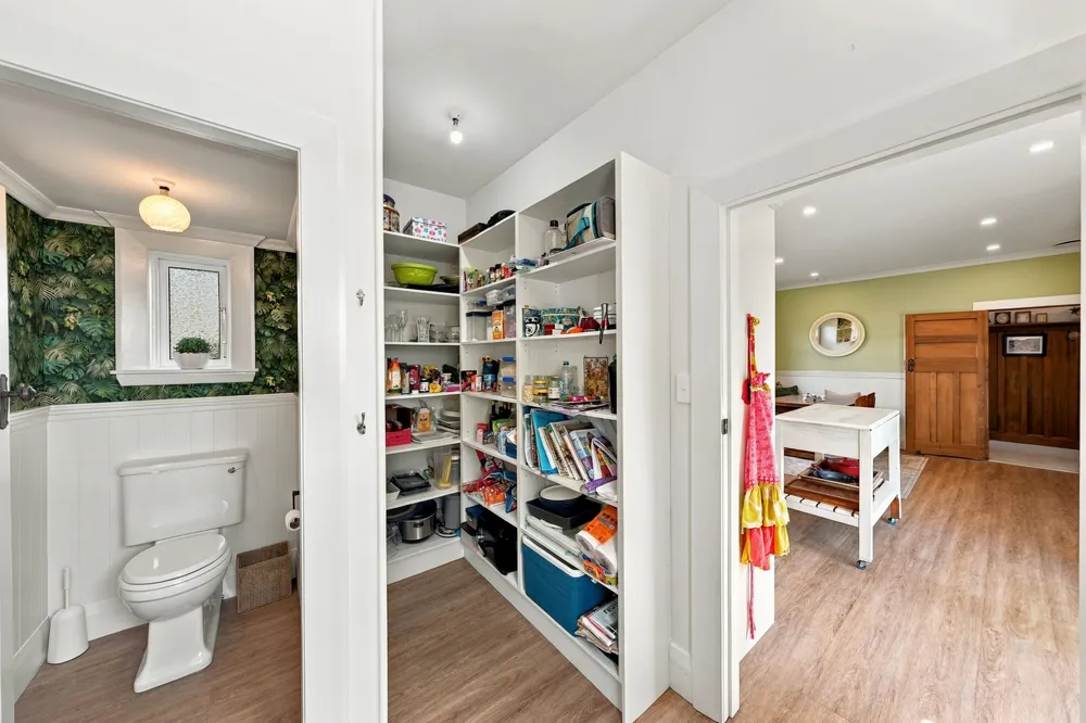 Photos of 6 Cardiff Avenue