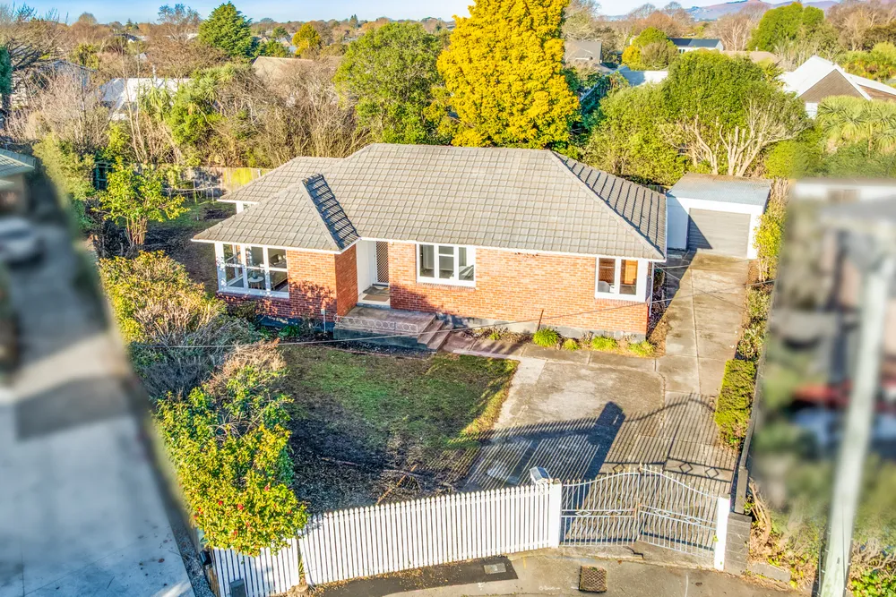 Photos of 5 Sealy Place