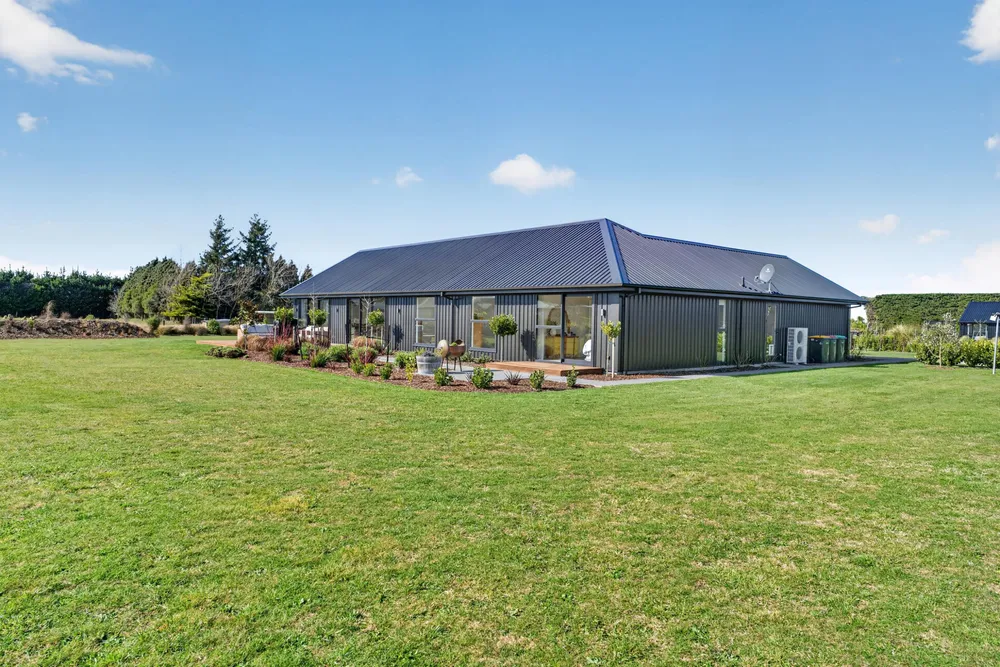 Photos of 215 Creyke Road