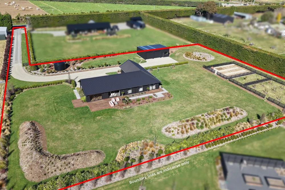 Photos of 215 Creyke Road