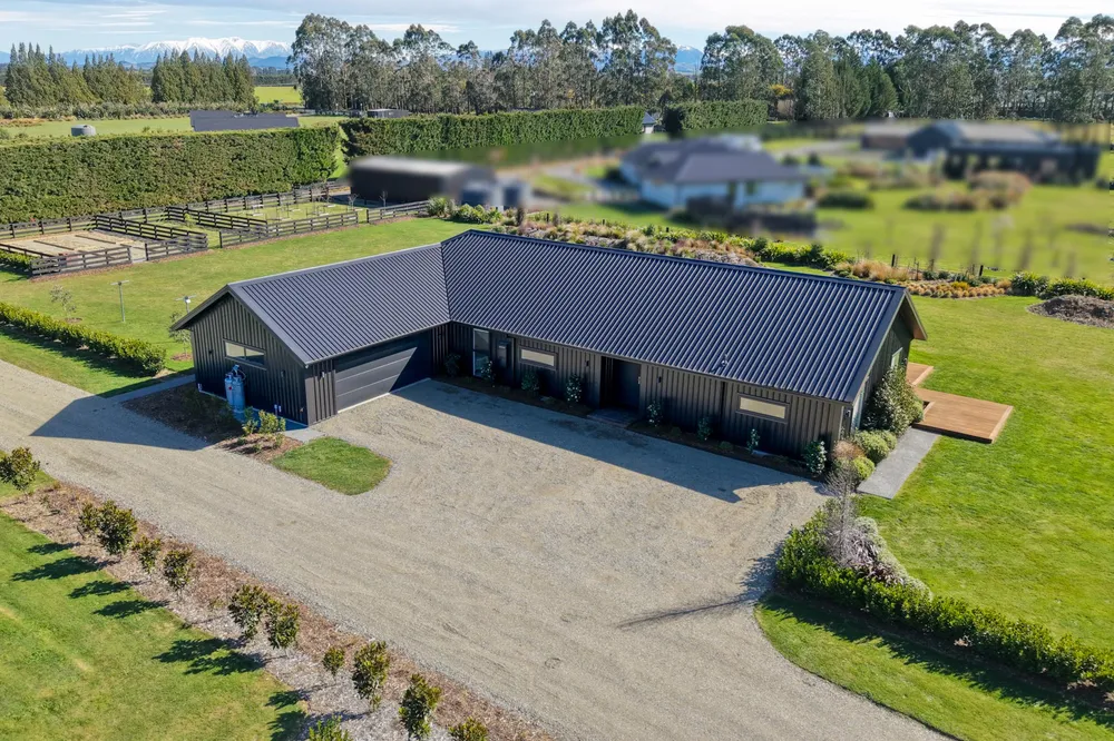 Photos of 215 Creyke Road