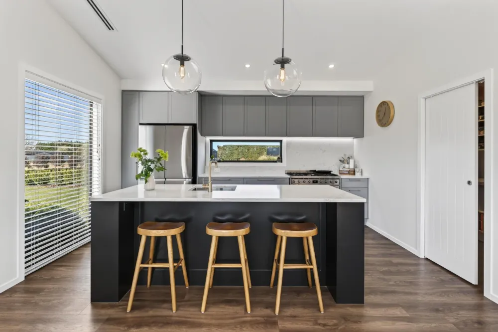 Photos of 215 Creyke Road