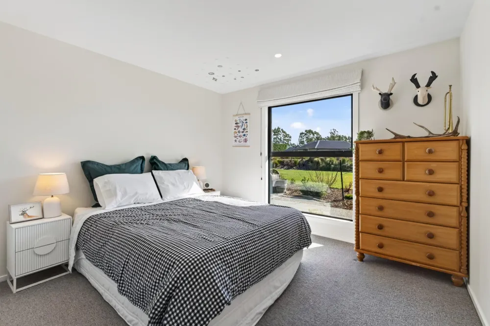 Photos of 215 Creyke Road