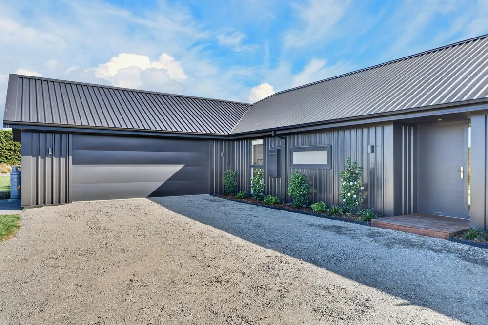 Photos of 215 Creyke Road