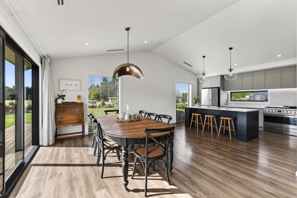 Photos of 215 Creyke Road