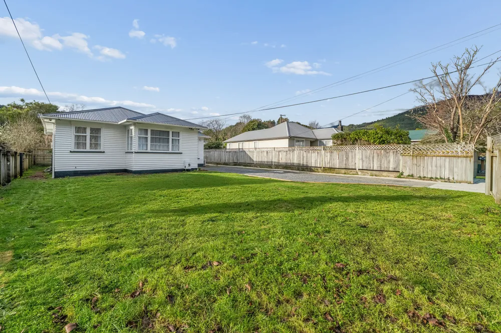 Photos of 95 Hine Road