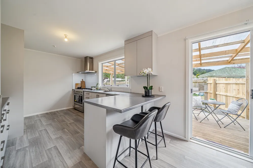 Photos of 95 Hine Road