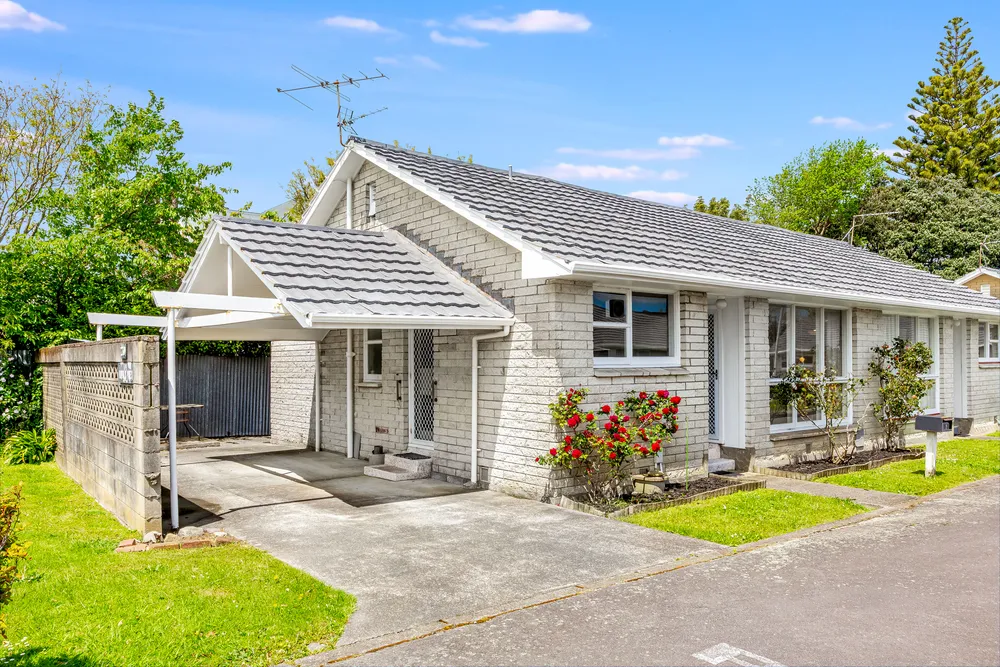 Photos of 1 Langford Street