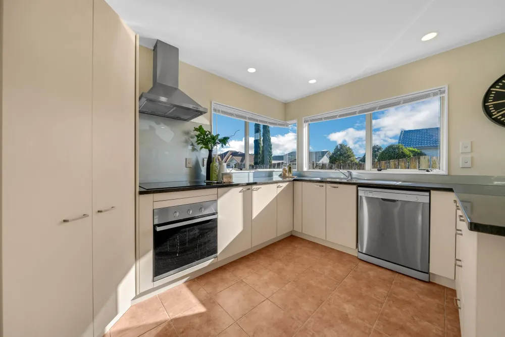 Photos of 1/15 Tolben Place