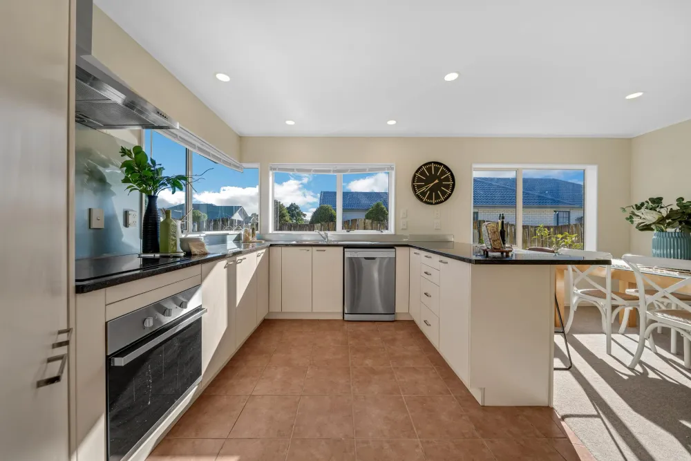 Photos of 1/15 Tolben Place
