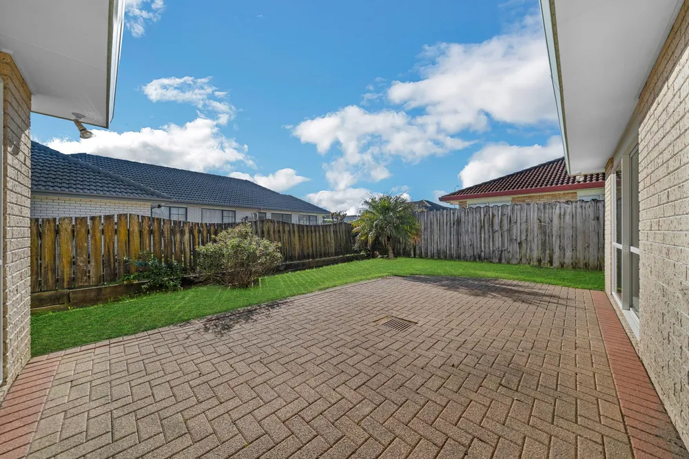 Photos of 1/15 Tolben Place