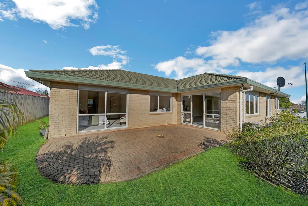 Photos of 1/15 Tolben Place