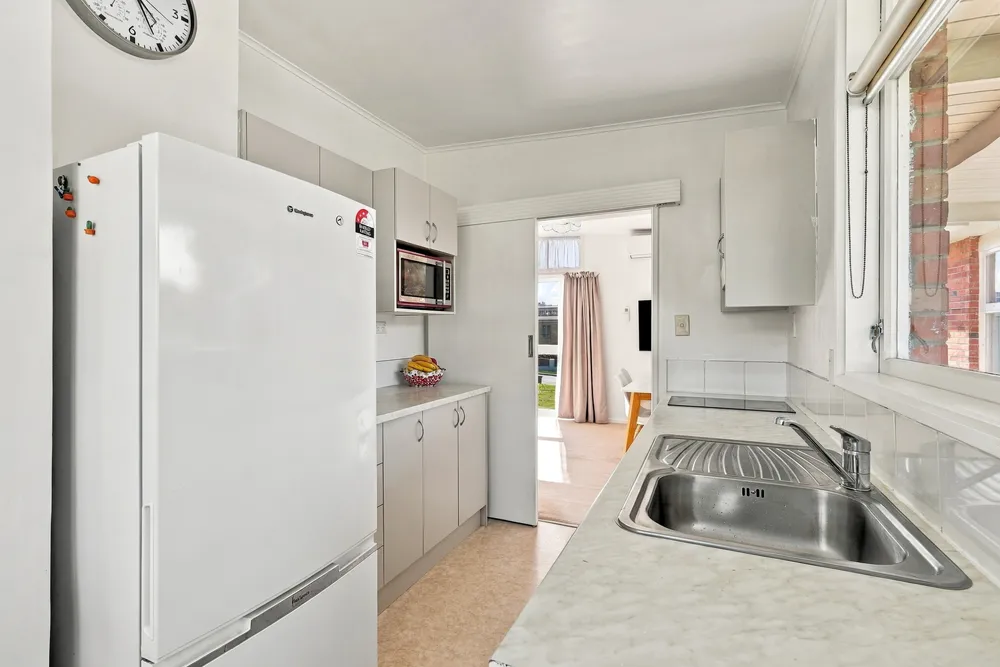 Photos of 2/13 Napoleon Avenue