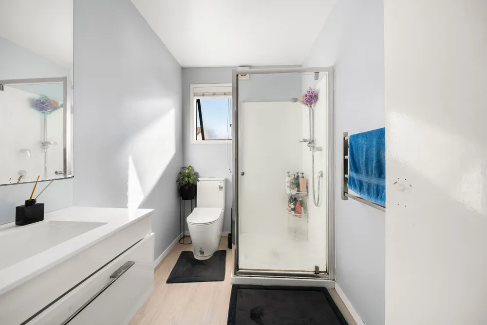 Photos of 94B Colwill Road