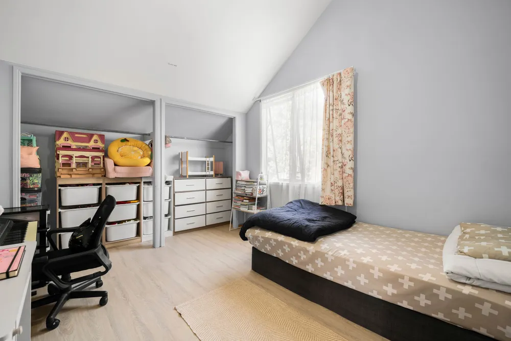 Photos of 94B Colwill Road