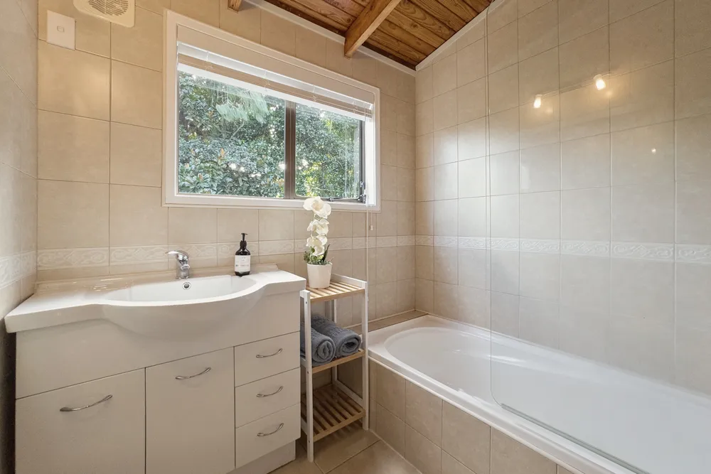 Photos of 8 Redmount Place