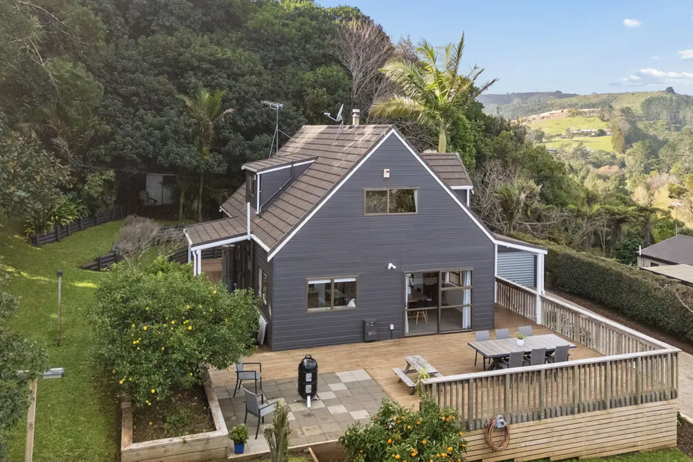 Photos of 8 Redmount Place