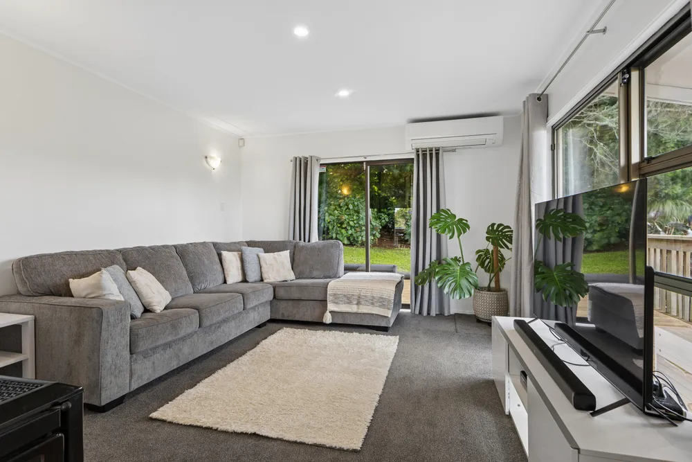 Photos of 8 Redmount Place